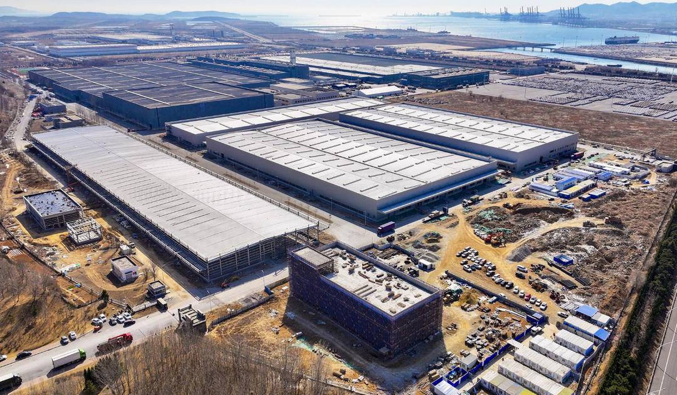 日前,位于遼寧自由貿(mào)易試驗(yàn)區(qū)大連片區(qū)的奇瑞汽車(chē)零部件配套產(chǎn)業(yè)園